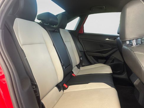 Used 2019 Volkswagen Jetta R-Line FWD image 17