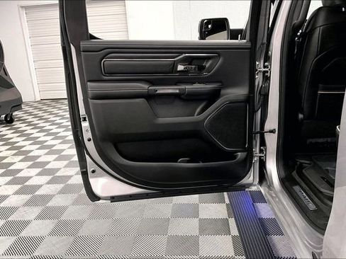 Used 2024 RAM 1500 Limited AWD/4WD image 22