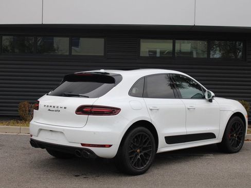 Certified 2017 Porsche Macan GTS image 7