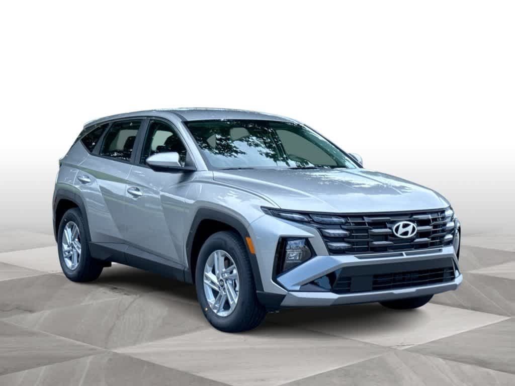 New 2026 Hyundai Tucson SE FWD image 2