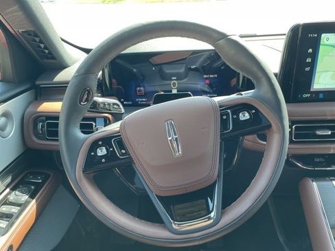 New 2026 Lincoln Aviator Reserve image 13