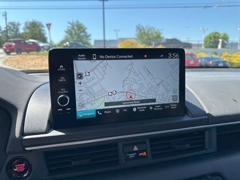 Used 2024 Honda Pilot Elite image 17
