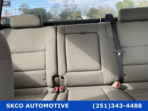 Used 2018 Chevrolet Silverado 1500 LT w/ All Star Edition AWD/4WD image 28