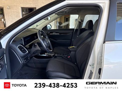 Used 2024 Kia Seltos X-Line AWD/4WD image 14