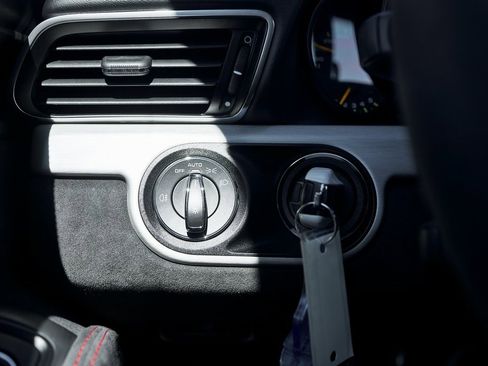 Used 2014 Porsche 911 GT3 image 36