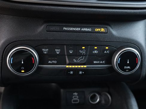 Used 2024 Ford Escape Active image 12