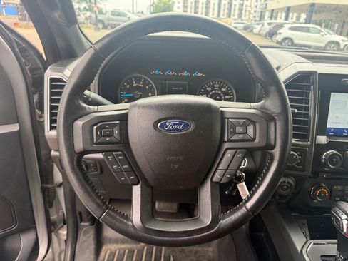 Used 2017 Ford F150 XLT w/ Equipment Group 302A Luxury AWD/4WD image 9