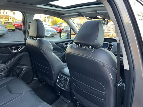 Used 2019 Subaru Forester Limited w/ Popular Package #3 image 41
