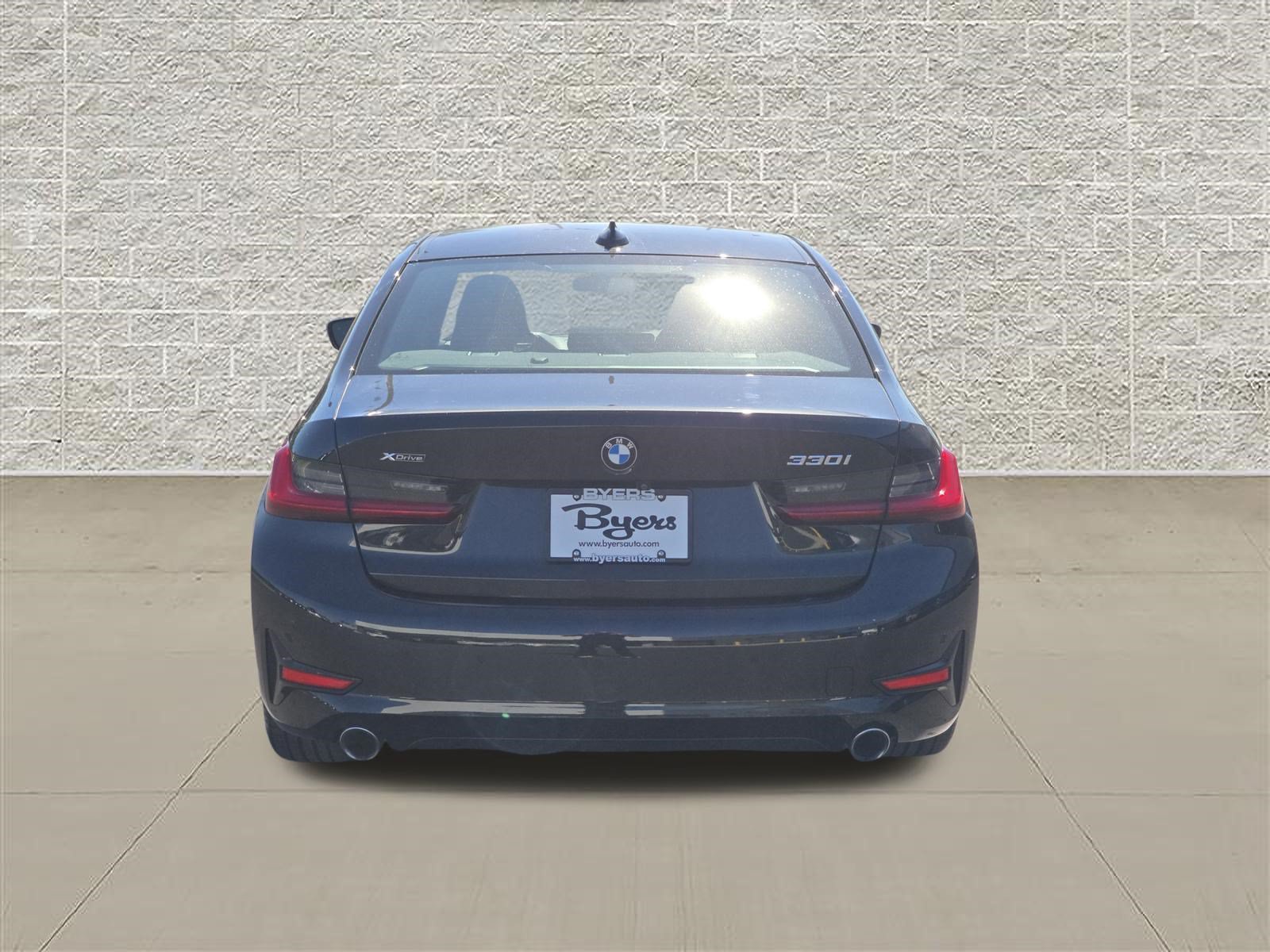 Used 2019 BMW 330i xDrive Sedan w/ Convenience Package AWD/4WD image 6