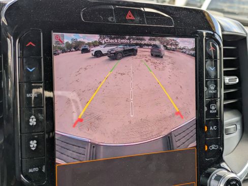 Used 2025 RAM 2500 Big Horn image 30