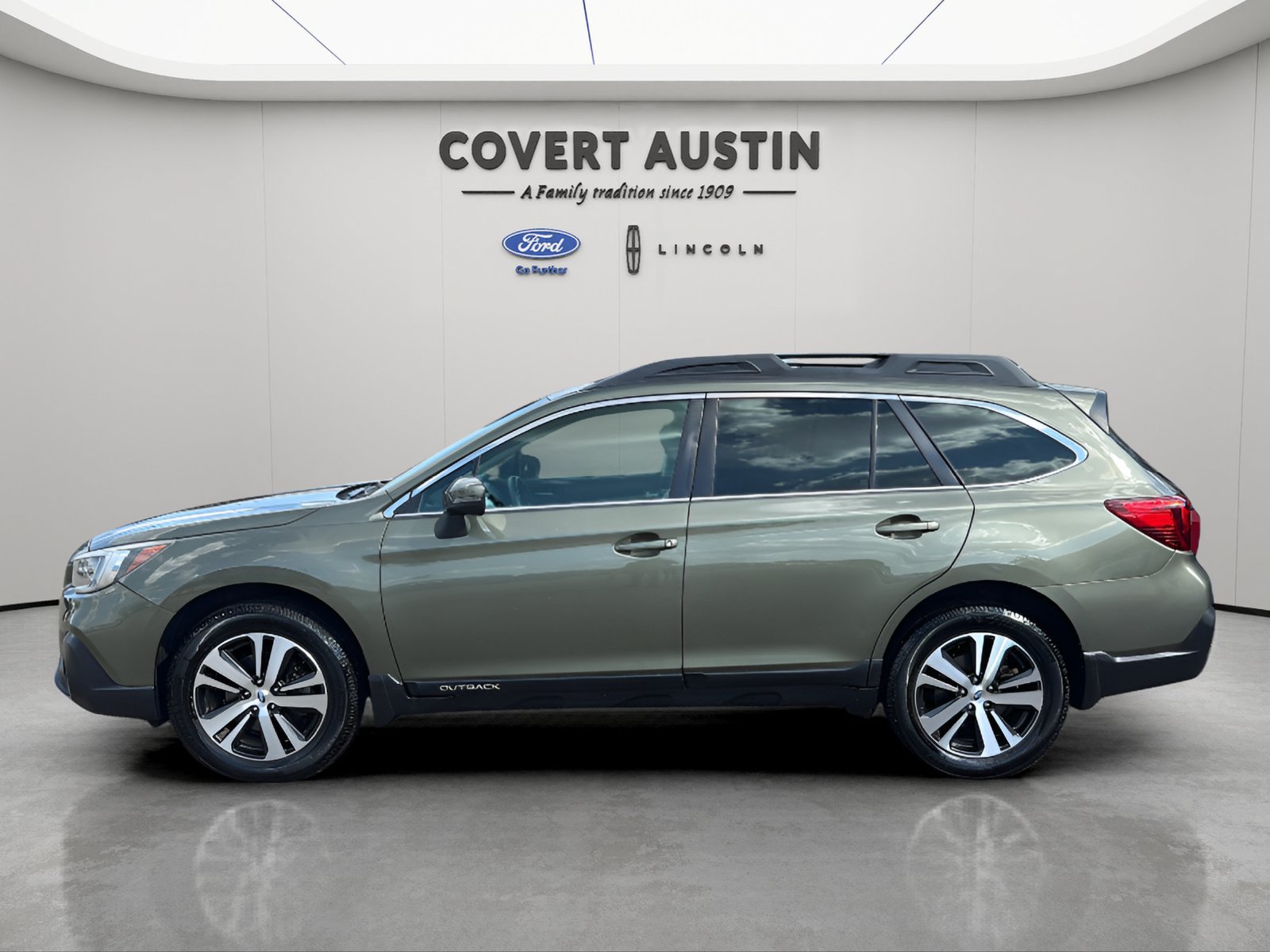 Used 2018 Subaru Outback 2.5i Limited AWD/4WD image 2