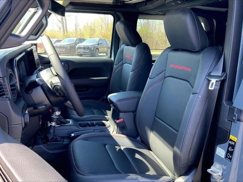 New 2026 Jeep Wrangler Rubicon AWD/4WD image 9