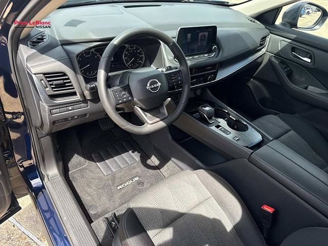 Certified 2026 Nissan Rogue SV FWD image 16