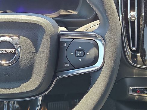 Certified 2023 Volvo C40 Recharge Core AWD/4WD image 20