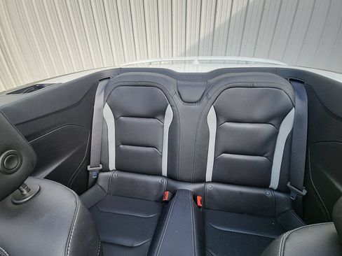 Used 2018 Chevrolet Camaro LT RWD image 12