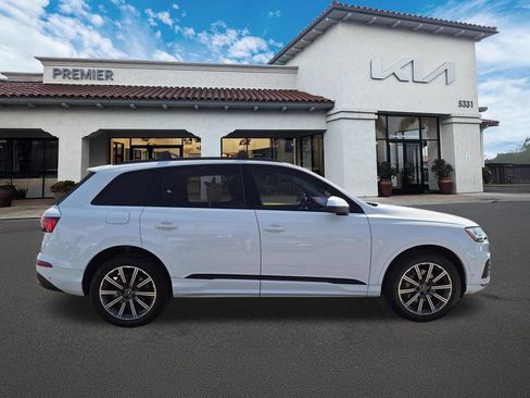 Used 2023 Audi Q7 2.0T Premium Plus w/ Premium Plus Package AWD/4WD image 9
