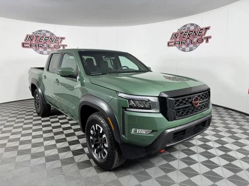 Used 2024 Nissan Frontier PRO-4X w/ Technology Package AWD/4WD image 9