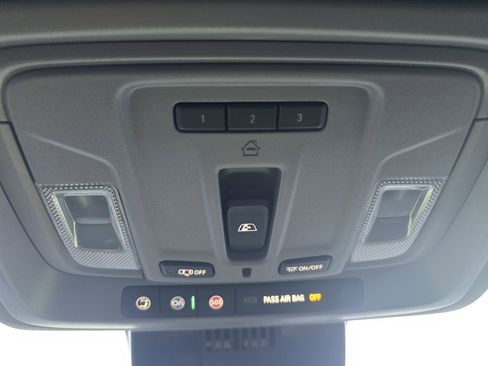 Used 2026 GMC Sierra 1500 Elevation w/ Elevation Premium Package image 32