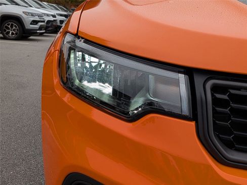 New 2026 Jeep Compass Trailhawk w/ Sun, Sound & Navigation Group AWD/4WD image 10