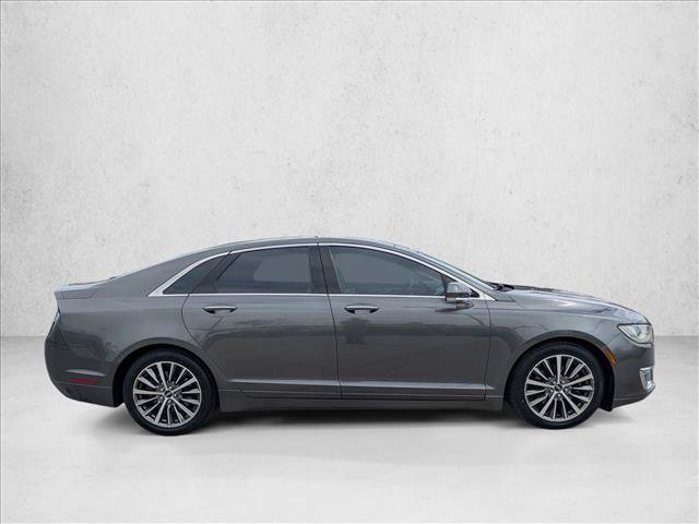 Used 2017 Lincoln MKZ Premiere FWD image 4