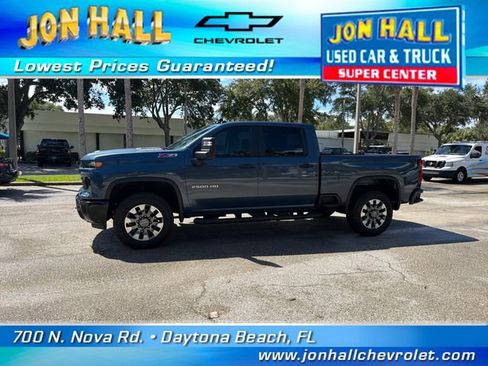 Used 2026 Chevrolet Silverado 2500 Custom w/ Custom Value Package AWD/4WD image 3