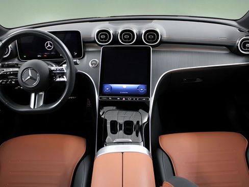 Used 2024 Mercedes-Benz C 300 Sedan image 17