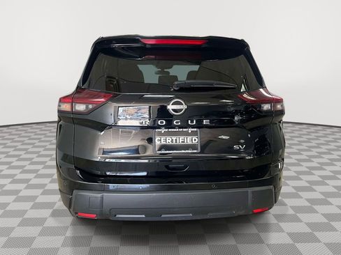 Used 2025 Nissan Rogue SV w/ SV Premium Package AWD/4WD image 4