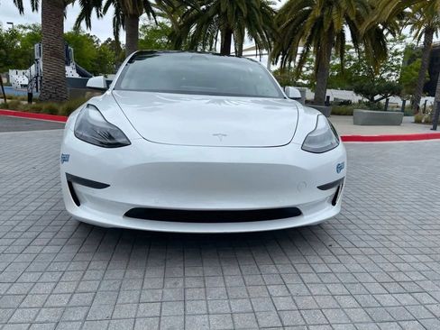 Used 2023 Tesla Model 3 Standard Range RWD image 4