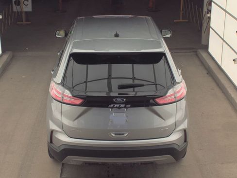 Used 2023 Ford Edge SEL w/ Convenience Package image 6