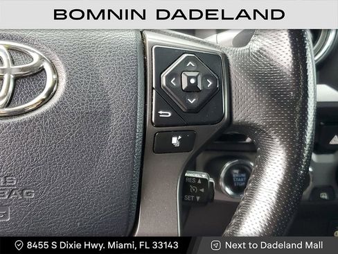 Used 2017 Toyota Tacoma SR image 18