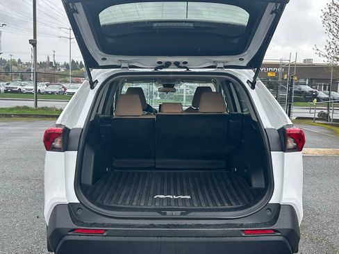 Certified 2021 Toyota RAV4 XLE AWD/4WD image 25
