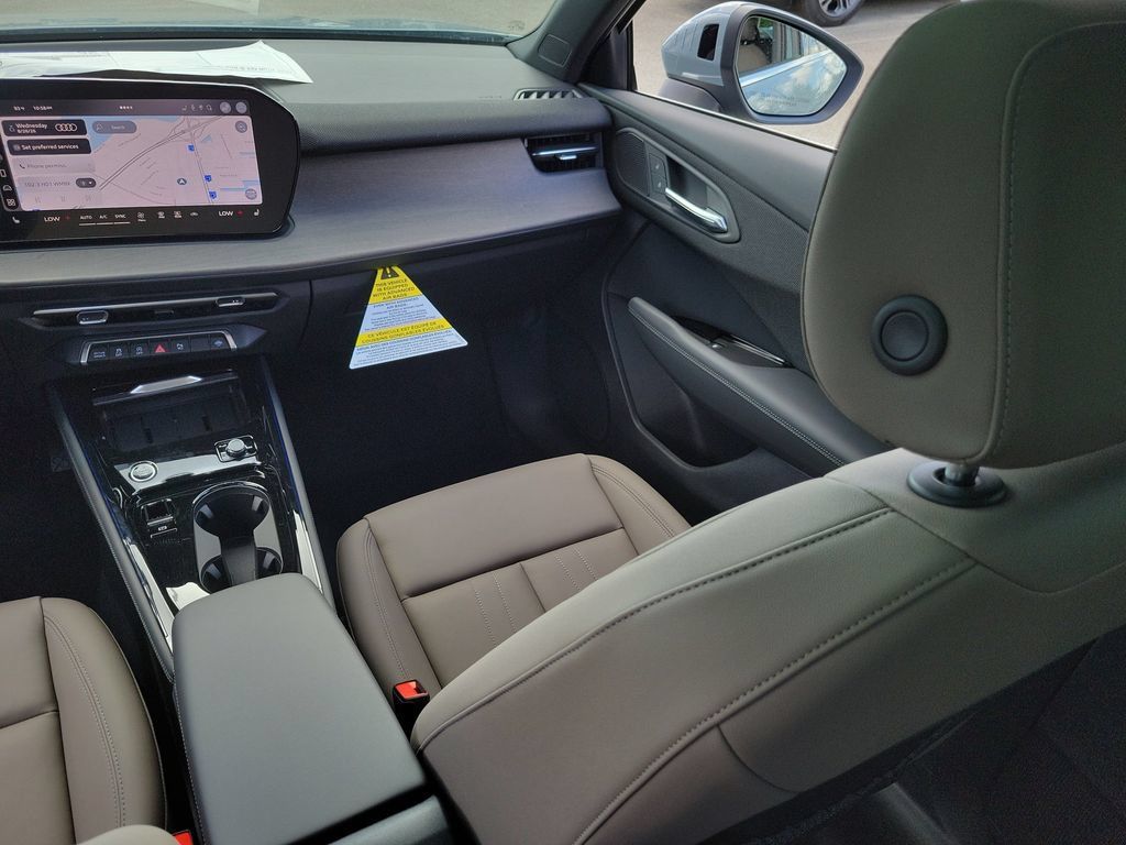 New 2026 Audi Q3 quattro 2.0T AWD/4WD image 23