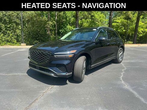 Used 2026 Genesis GV70 2.5T Select image 3