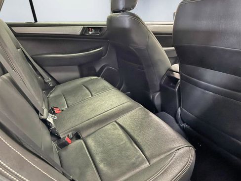 Used 2016 Subaru Outback 2.5i Premium image 19