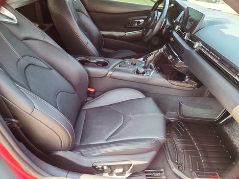 Used 2020 Toyota Supra Launch Edition w/ Driver Assist Package RWD image 13