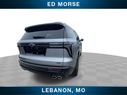 Used 2025 Chevrolet Traverse RS w/ LPO, Floor Liner Package AWD/4WD image 7