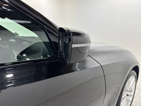 Used 2023 BMW 330i xDrive Sedan w/ Premium Package AWD/4WD image 26