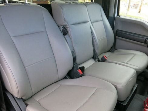 Used 2021 Ford F350 XL w/ Camper Package image 16