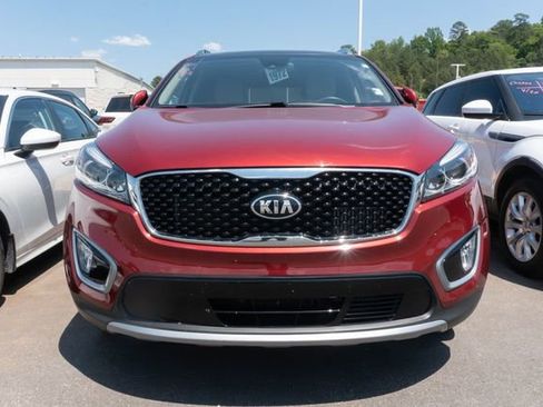 Used 2017 Kia Sorento EX w/ EX Advanced Touring Package FWD image 2