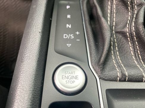 Used 2022 Volkswagen Atlas SE FWD image 27