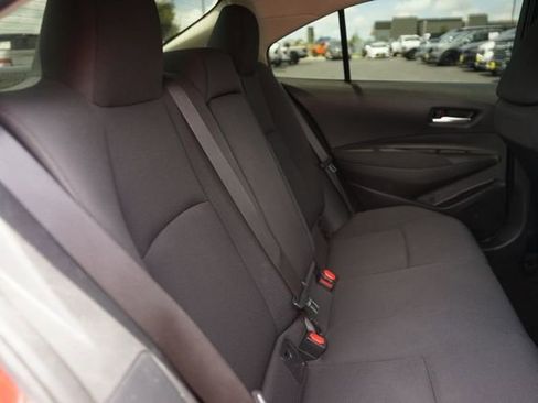 Used 2021 Toyota Corolla LE FWD image 16