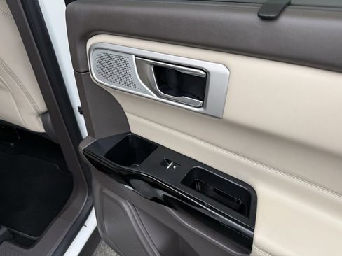 Used 2021 Ford Explorer Platinum w/ Equipment Group 601A image 38