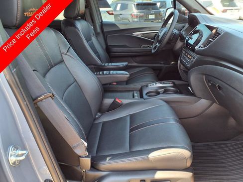 Used 2022 Honda Pilot TrailSport image 12