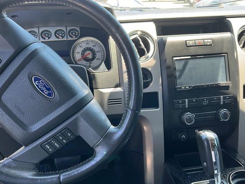 Used 2010 Ford F150 Lariat RWD image 4