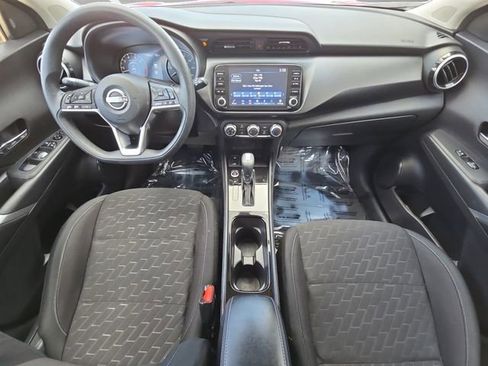 Used 2024 Nissan Kicks SV FWD image 20