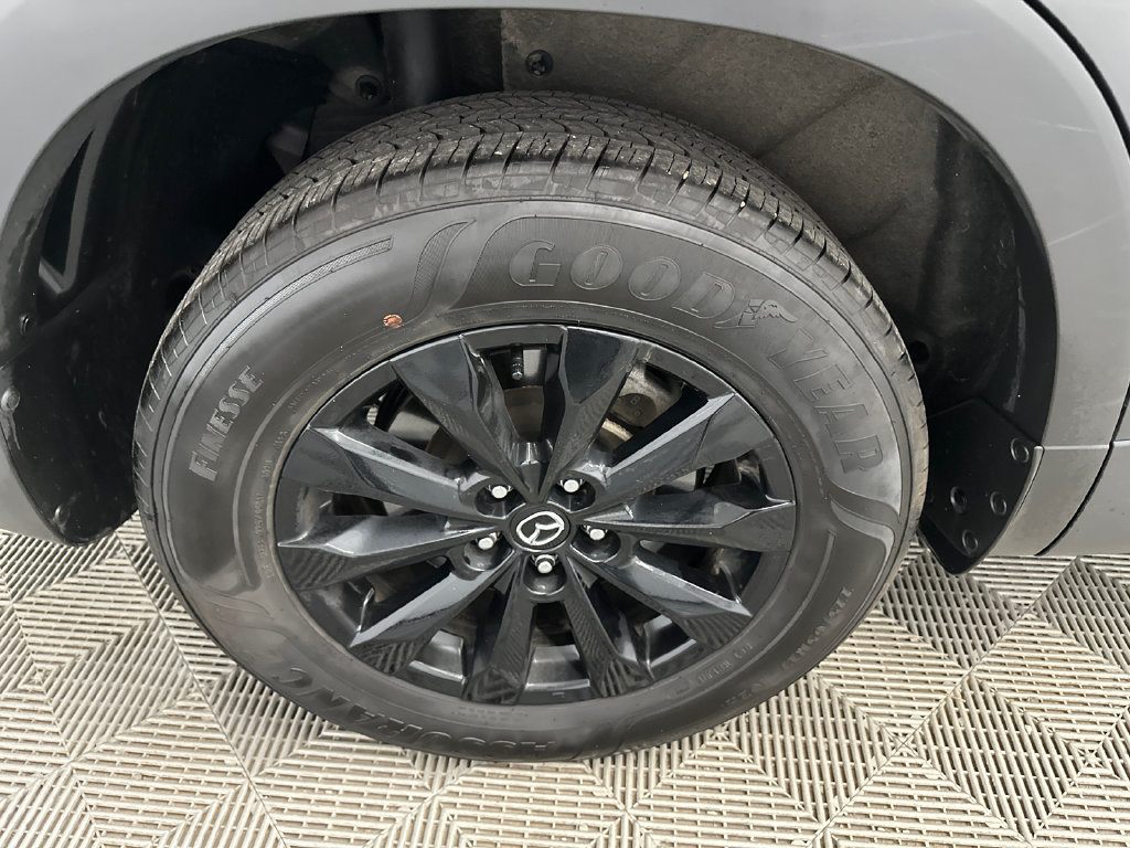 Used 2025 MAZDA CX-50 AWD 2.5 S w/ Premium Package image 18
