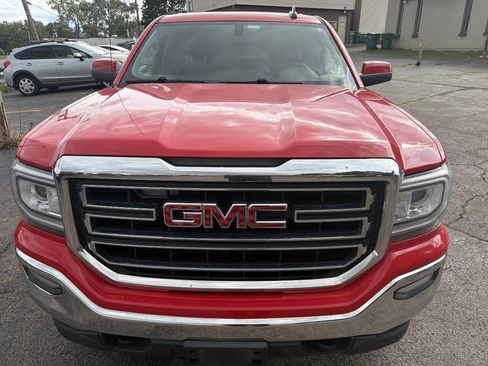 Used 2017 GMC Sierra 1500 SLE w/ SLE Value Package AWD/4WD image 9