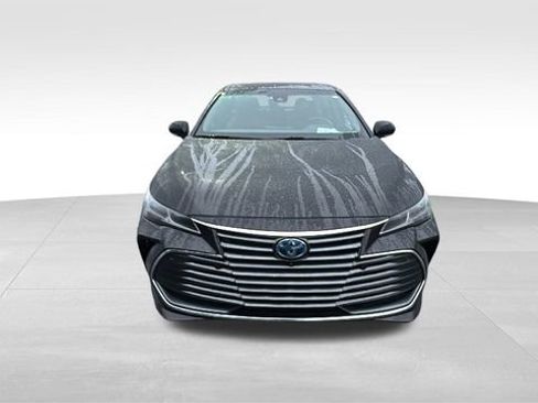Used 2020 Toyota Avalon Limited image 6