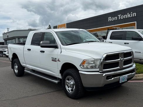Used 2013 RAM 2500 SLT AWD/4WD image 2