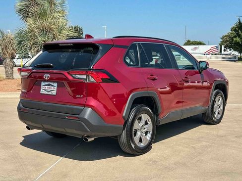 Used 2025 Toyota RAV4 XLE FWD image 3